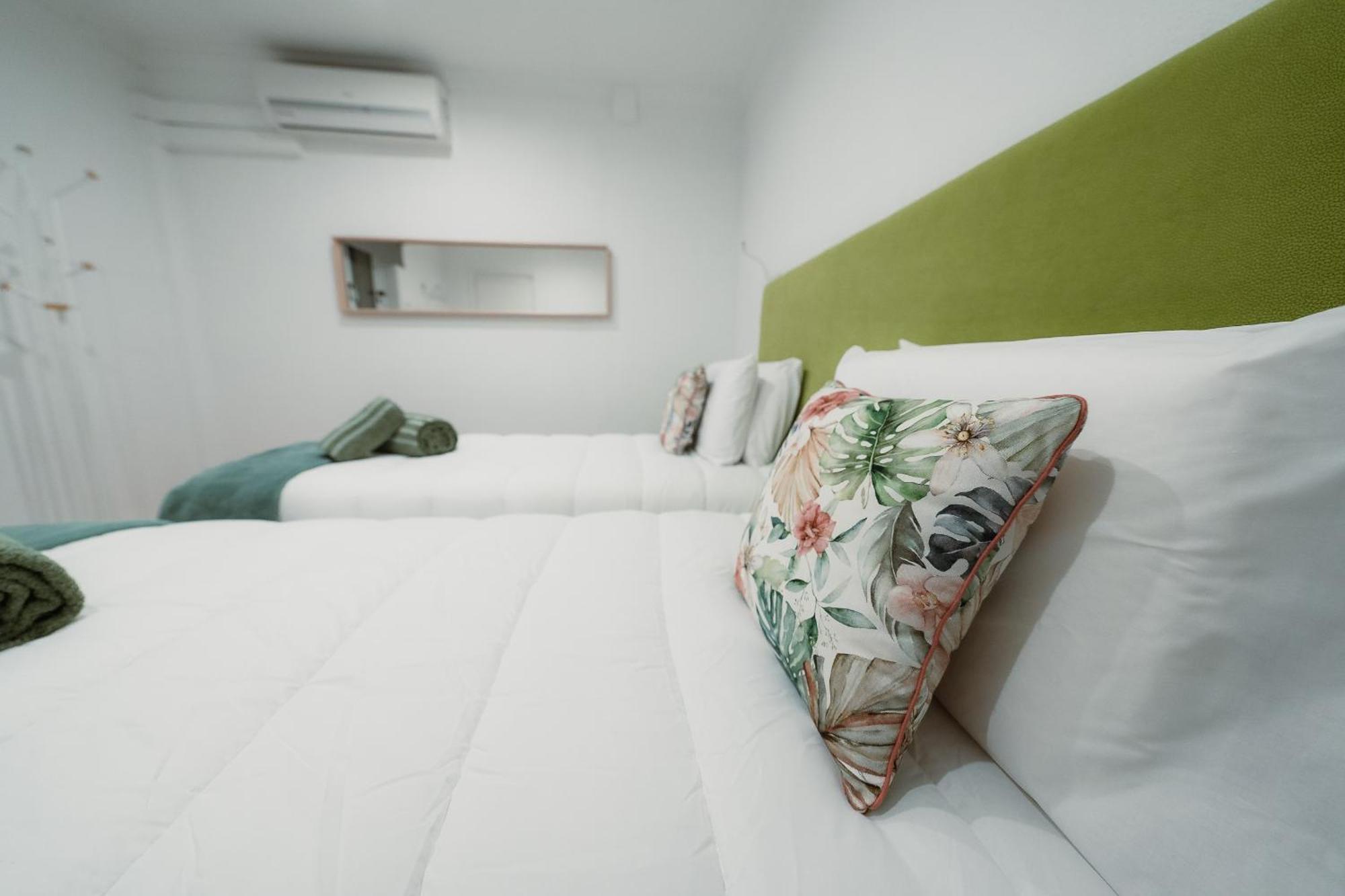 Douro Garden & Rooftop - Authentic Portuguese Guesthouse فيلا نوفا دي غايا المظهر الخارجي الصورة