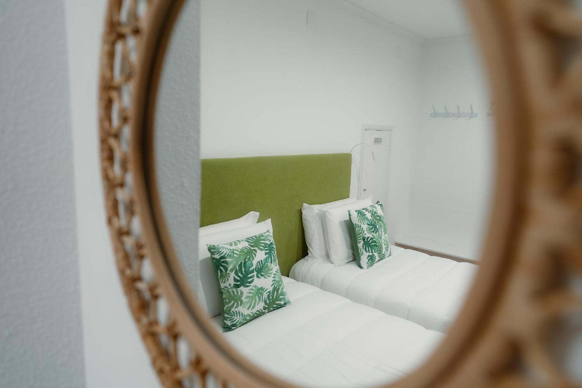 Douro Garden & Rooftop - Authentic Portuguese Guesthouse فيلا نوفا دي غايا المظهر الخارجي الصورة